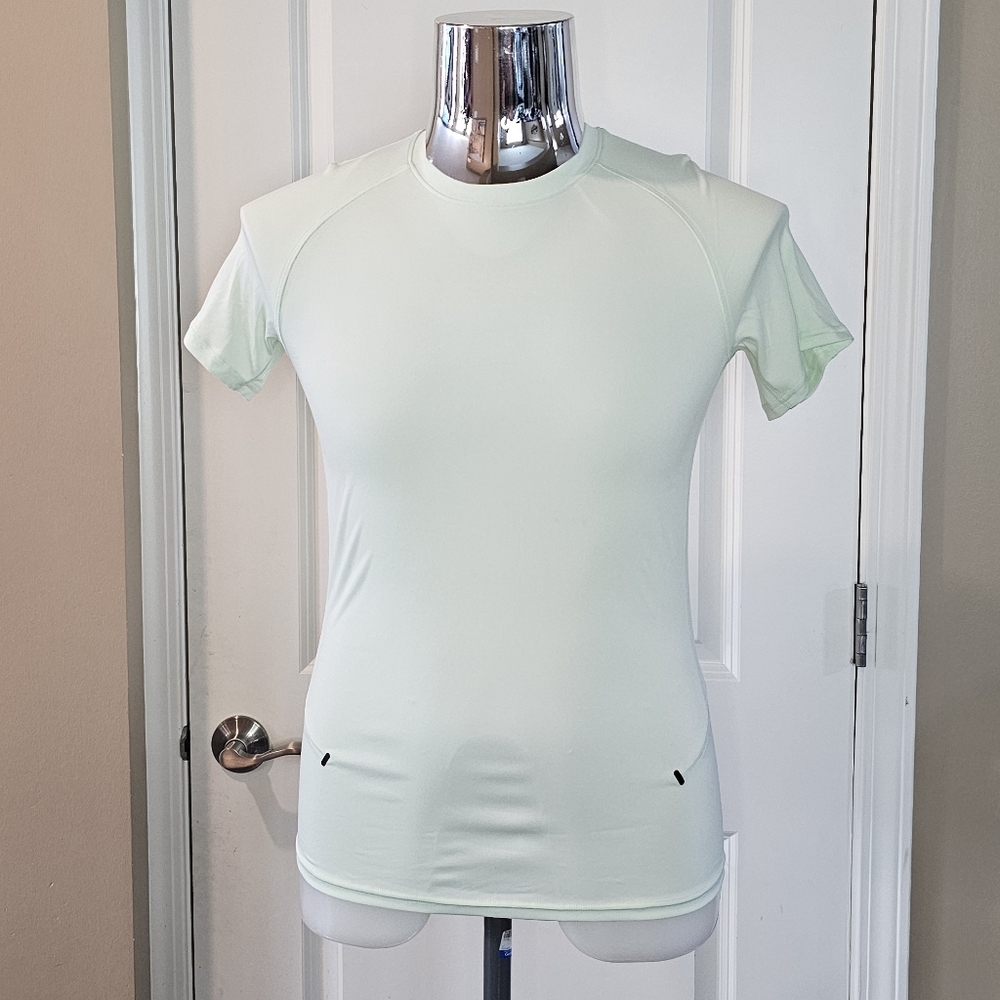 Gymshark Mens Green Speed Performance Training Shirt Size S NWT